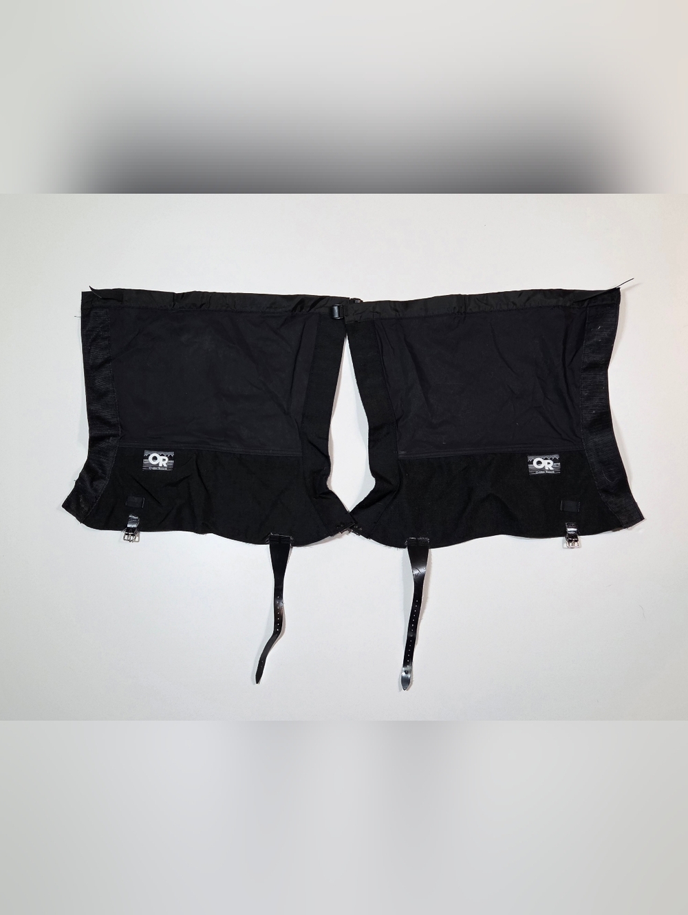 Outdoor Research Mens  Gore-Tex Gators Size L 28 Black